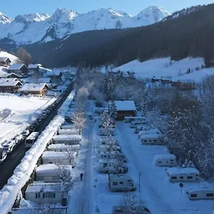 Le Clos Du Pin Camping